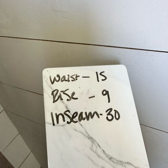 Cabi Women’s 6 High Straight Jeans - Picture 4 of 5